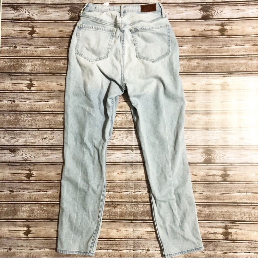 🌸🌼Hollister Jeans - Picture 3 of 5